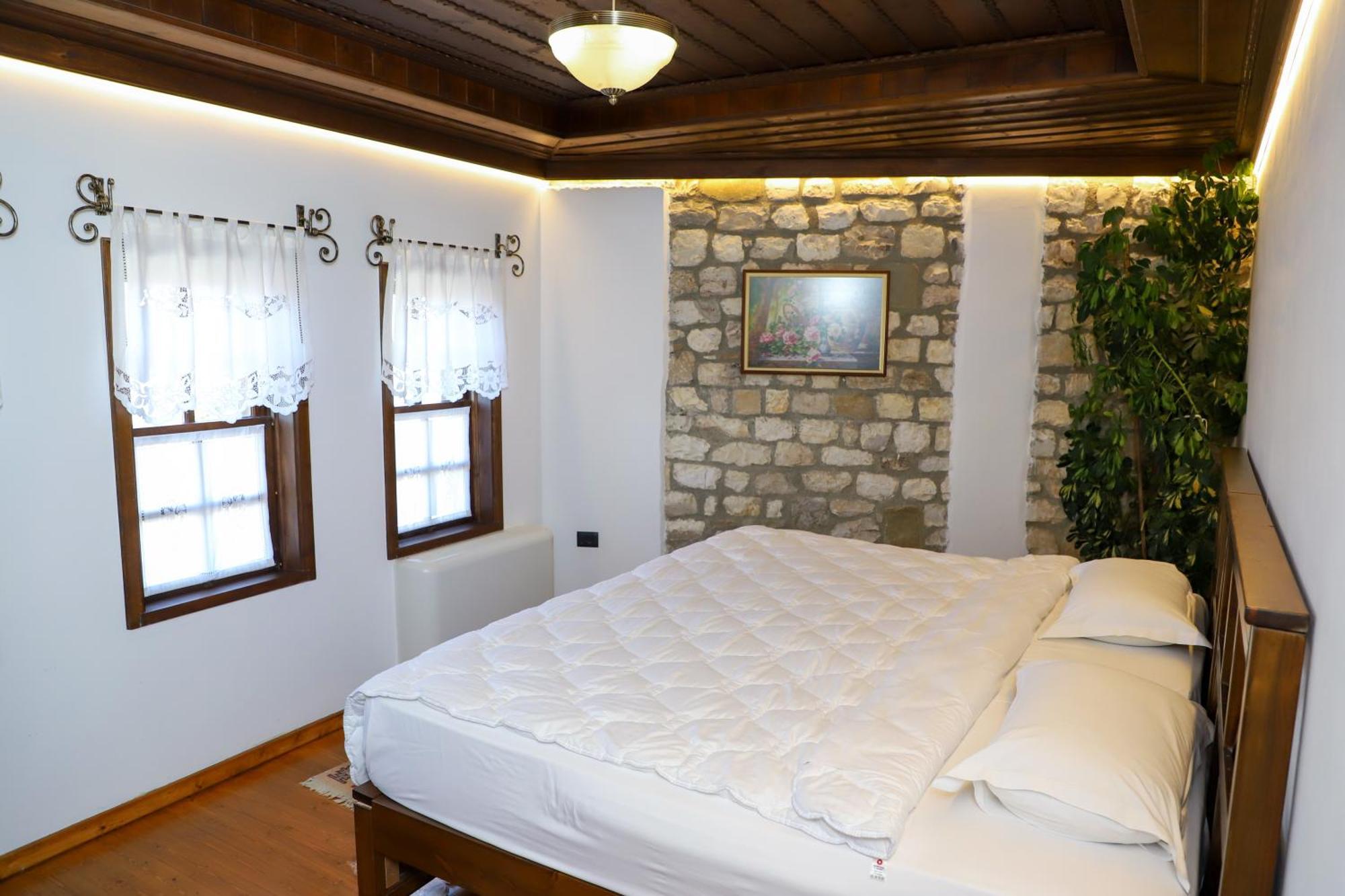 Villa Oda Tomori Μπεράτ Εξωτερικό φωτογραφία