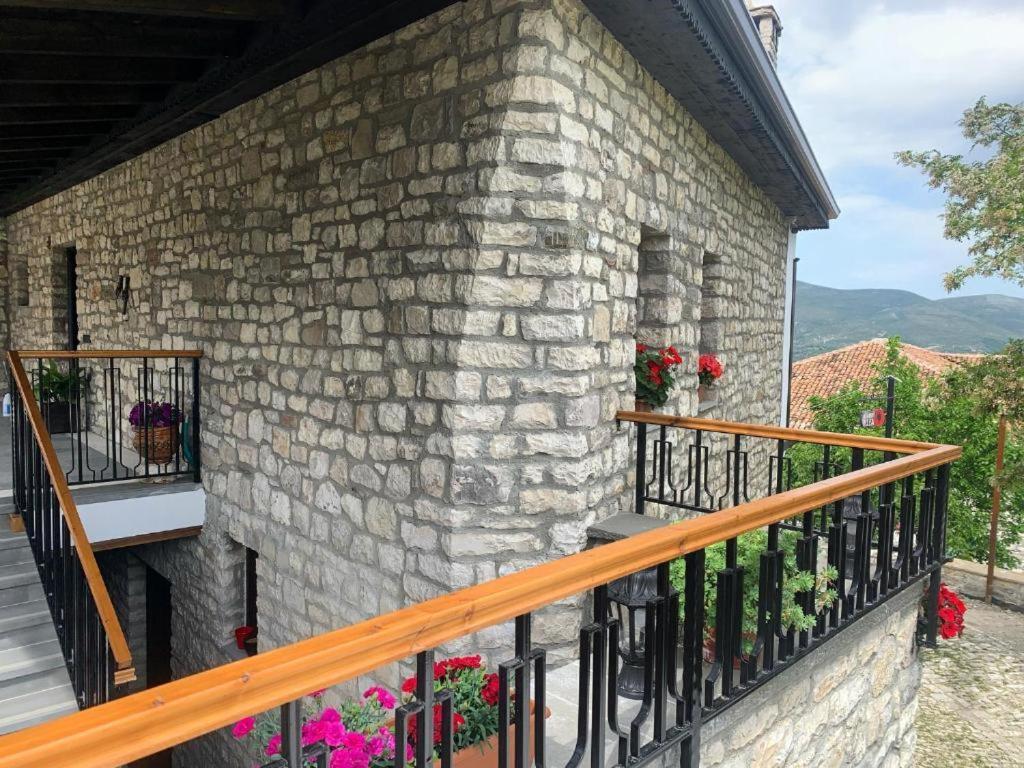 Villa Oda Tomori Μπεράτ Εξωτερικό φωτογραφία