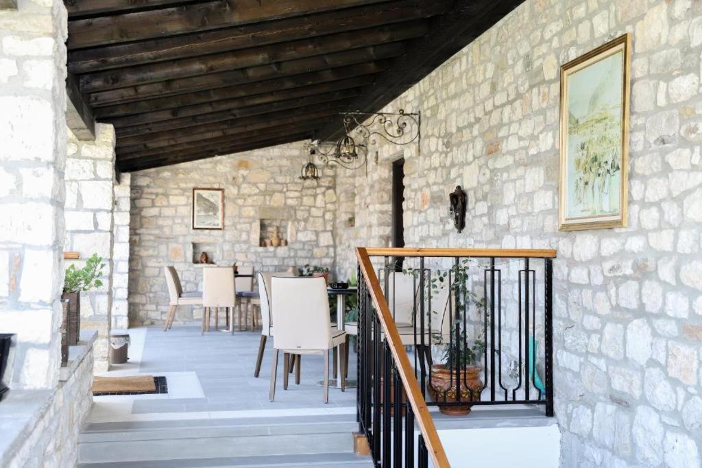 Villa Oda Tomori Μπεράτ Εξωτερικό φωτογραφία