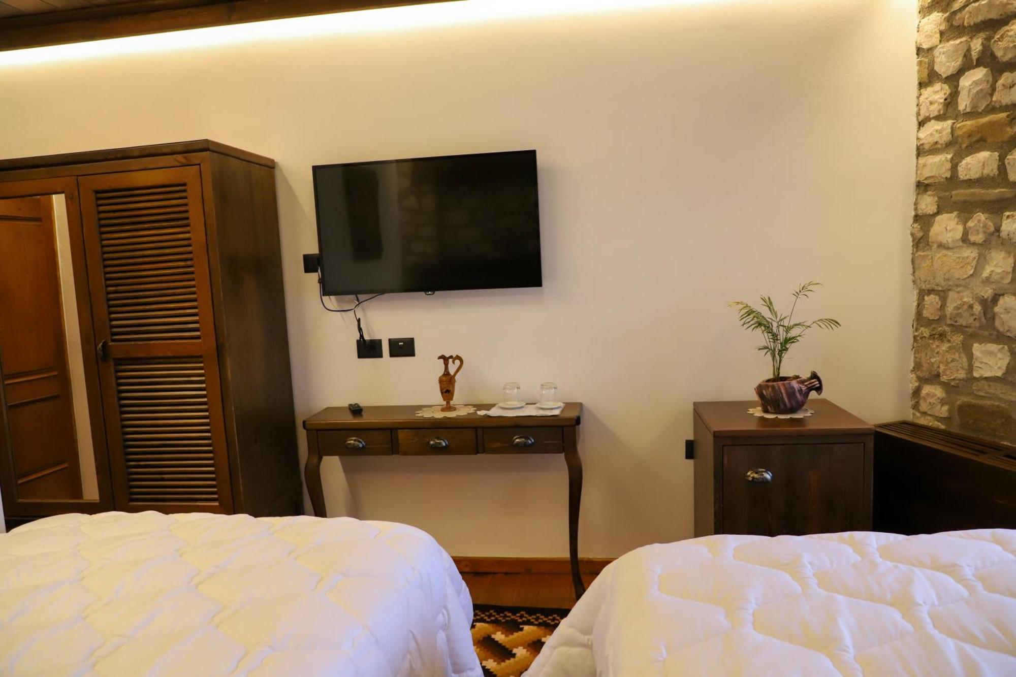 Villa Oda Tomori Μπεράτ Εξωτερικό φωτογραφία